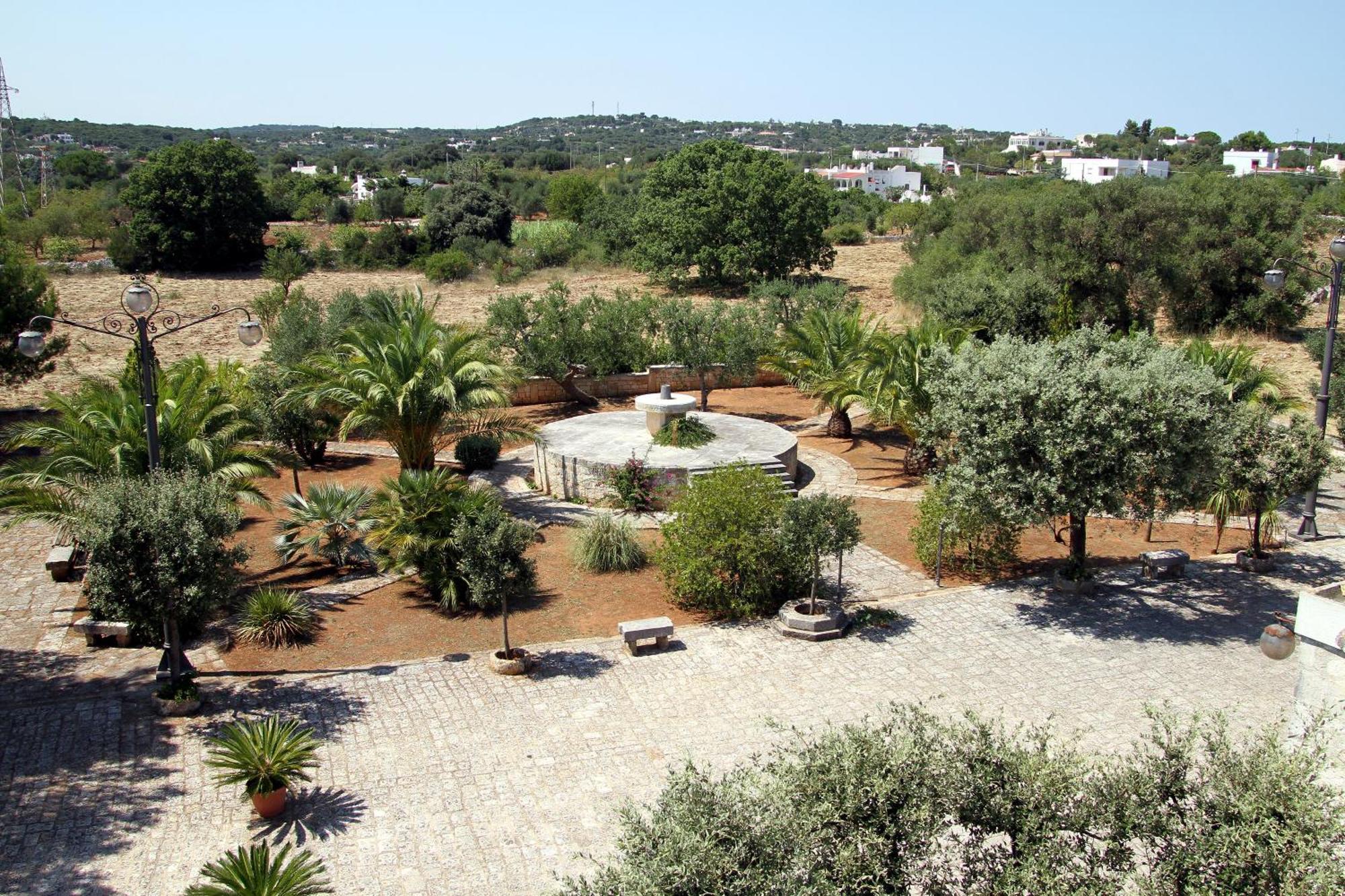 Masseria Tolla Ostuni Eksteriør billede